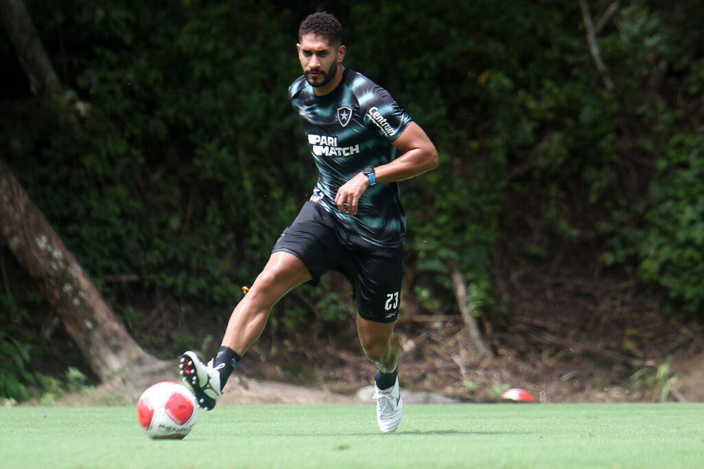 Pablo treinando pelo Botafogo