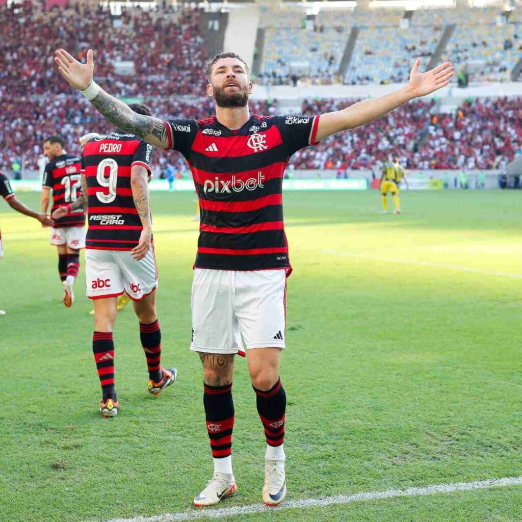 Léo Pereira vive um momento especial no Flamengo