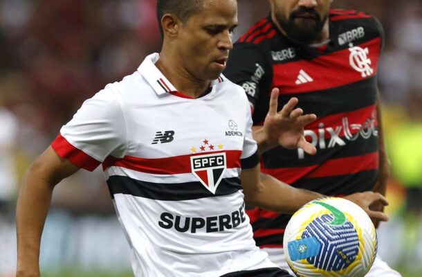 Atuações do São Paulo contra o Flamengo: Muita luta. Pouca bola - Rubens Chiri/São Paulo