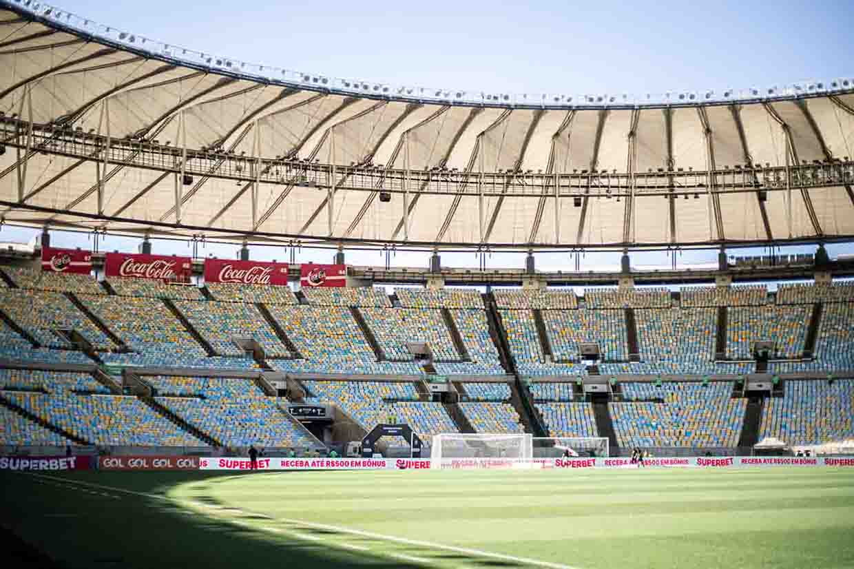 De Ronaldinho a Ludmila: veja jogadores e artistas escalados para o Futebol Solidário