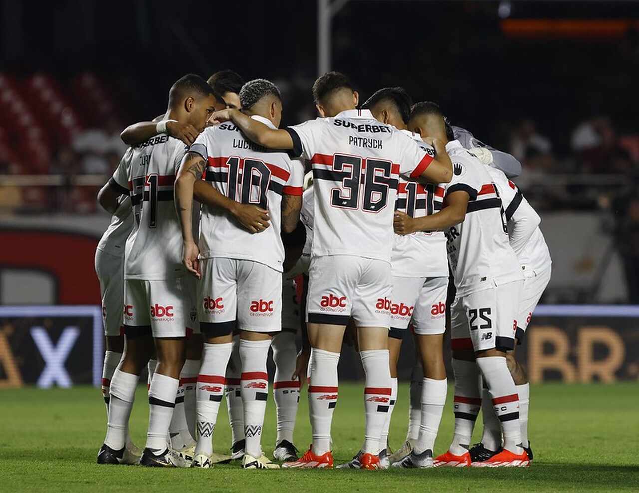 Atuações do São Paulo contra o  Fluminense: Zubeldía encaixou o time