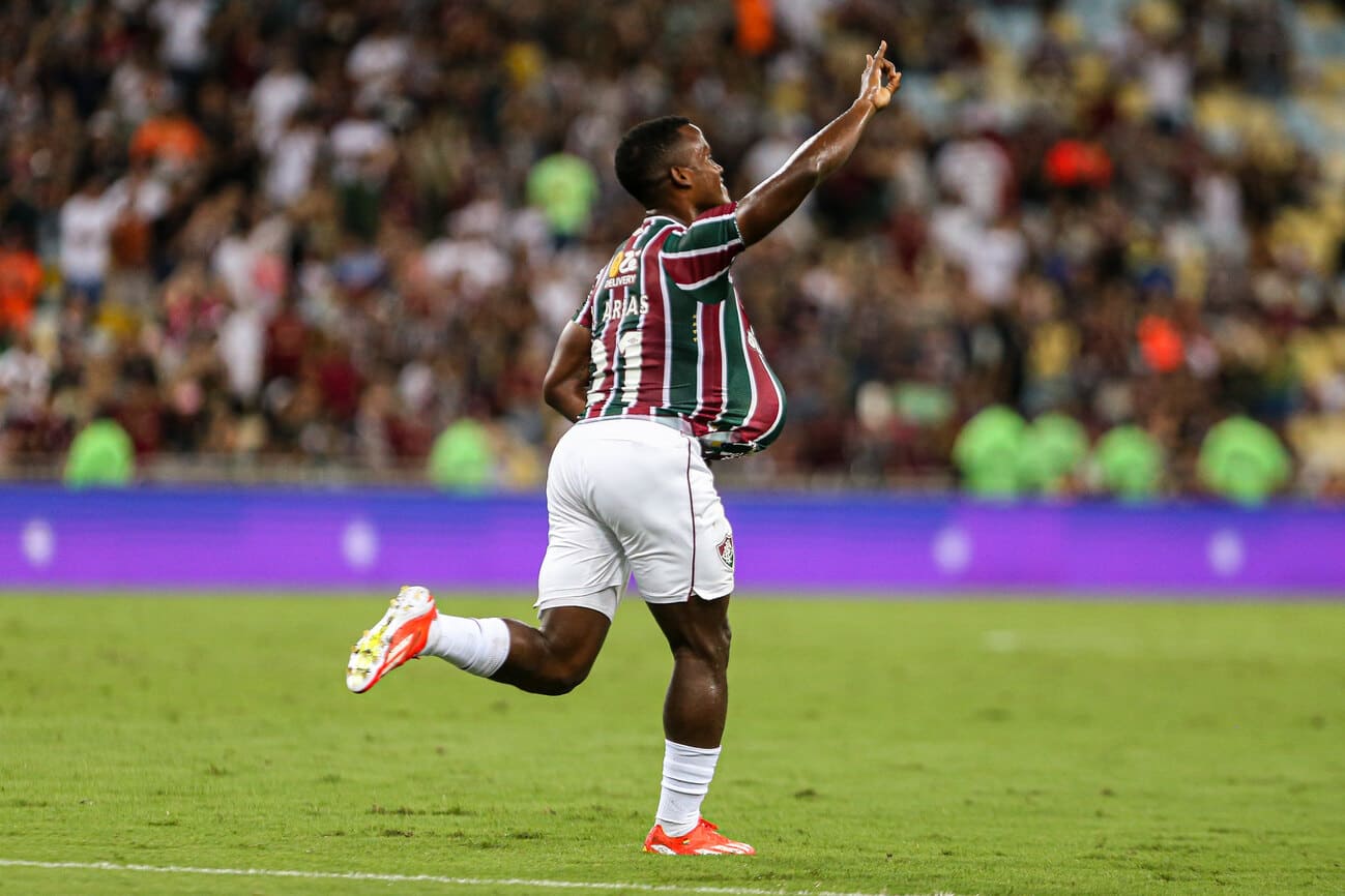 Atuações do Fluminense contra o Sampaio Corrêa: Arias sobra em campo