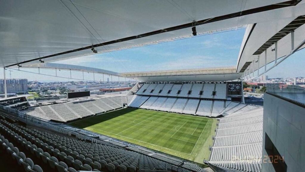 Corinthians e Botafogo se enfrentam na Neo Química Arena neste sábado 