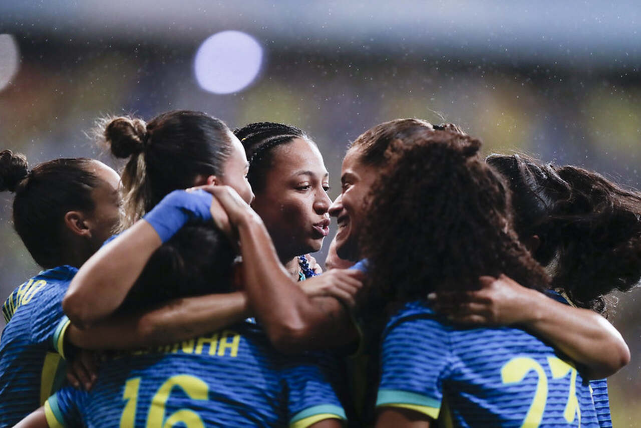 Atuações da Seleção feminina contra a Jamaica: Marta fecha vitória com chave de ouro