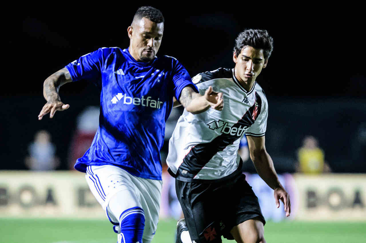 Atuações do Vasco contra o Cruzeiro: JP se destaca em noite sem brilho