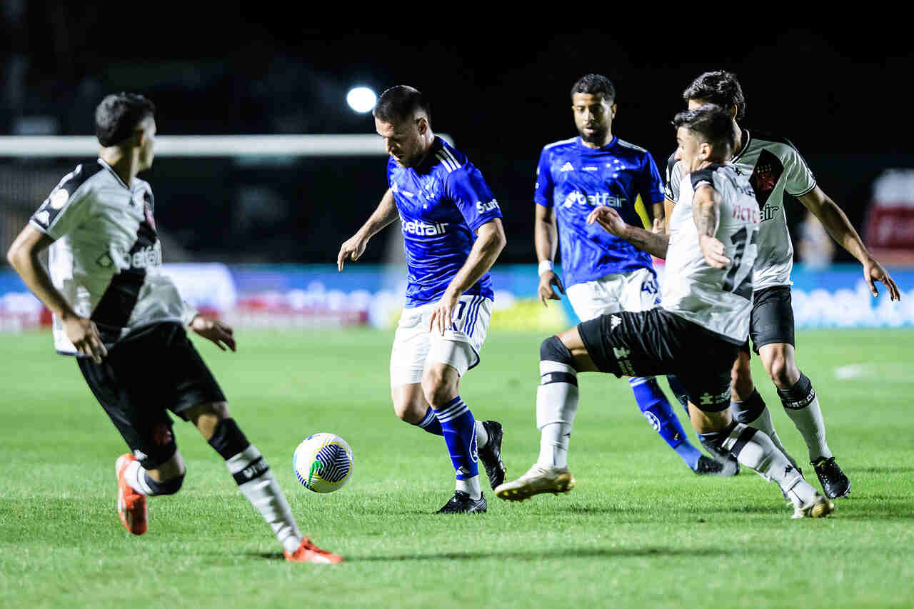 Atuações do Cruzeiro contra o Vasco: Anderson garante empate no Rio