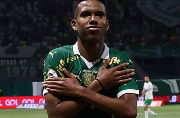 Palmeiras acerta a venda do garoto Estêvão. O atacante vai atuar no Chelsea e foi vendido em uma operação que pode chegar a R$350 milhões. O jogador só vai deixar o clube no meio de 2025, quando completar 18 anos. - Foto: Cesar Greco/Palmeiras