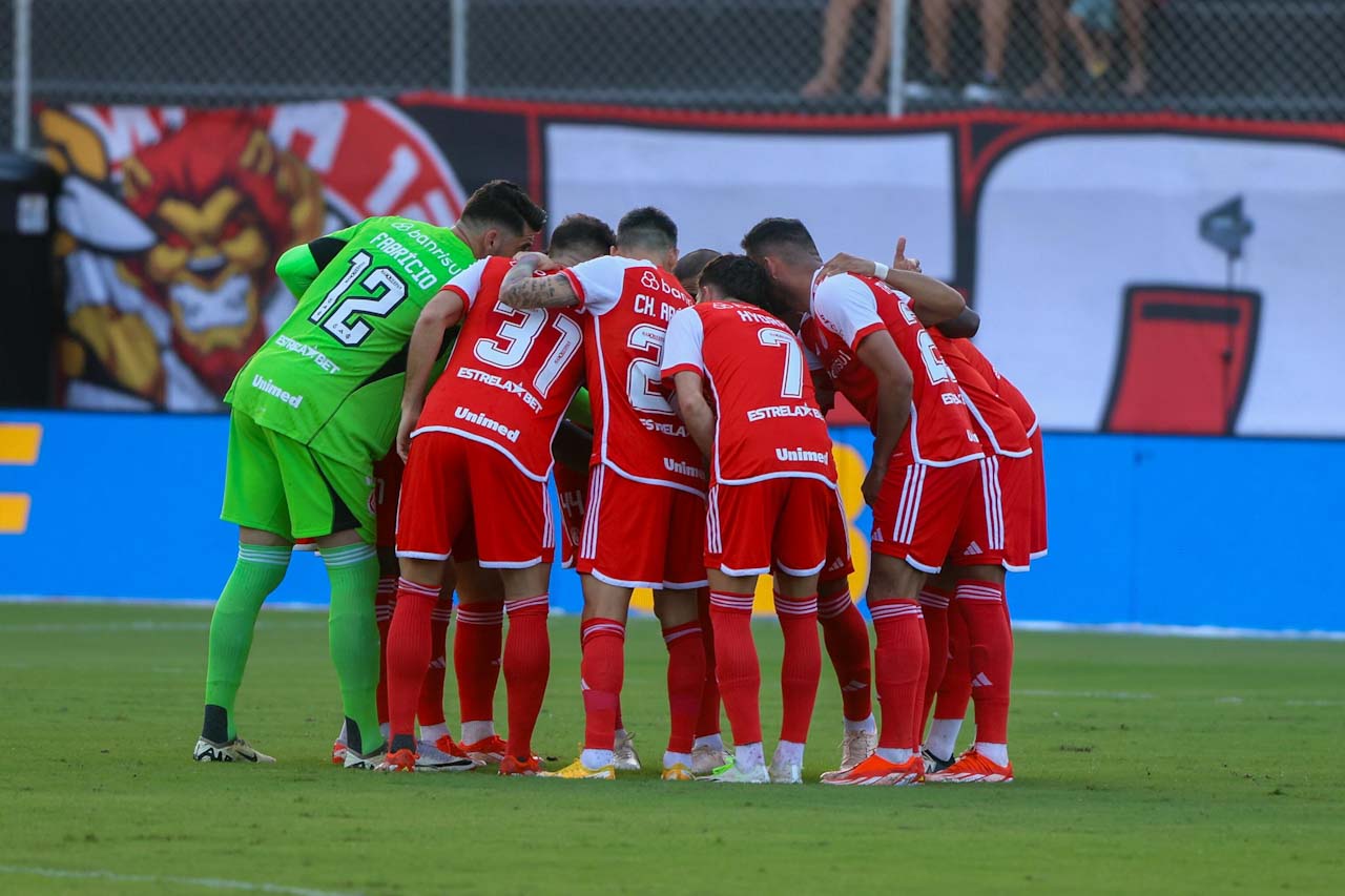Atuações do Internacional contra o Vitória: Wesley é destaque em derrota no Barradão