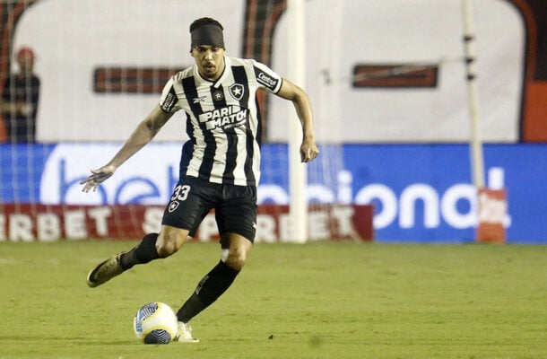 Eduardo, do Botafogo, não deve mais jogar em 2024