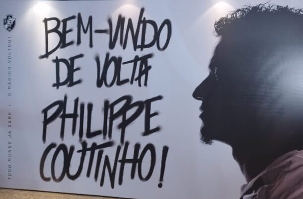 Neste mês, com a janela aberta, uma das melhores notícias dos últimos anos para os vascaínos. O cria Philippe Coutinho estava de volta ao Vasco após 14 temporadas fora. Além dele, chegaram outros ex-jogadores do clube: Souza e Alex Teixeira. Foto: Felipe Sbardella / Jogada10