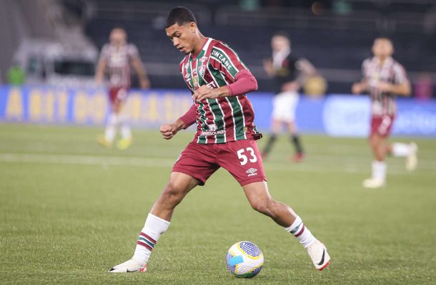 ESQUERDINHA - Entrou na reta final da partida e teve pouco tempo para apresentar alguma coisa. SEM NOTA - Foto: Marcelo Gonçalves / Fluminense FC