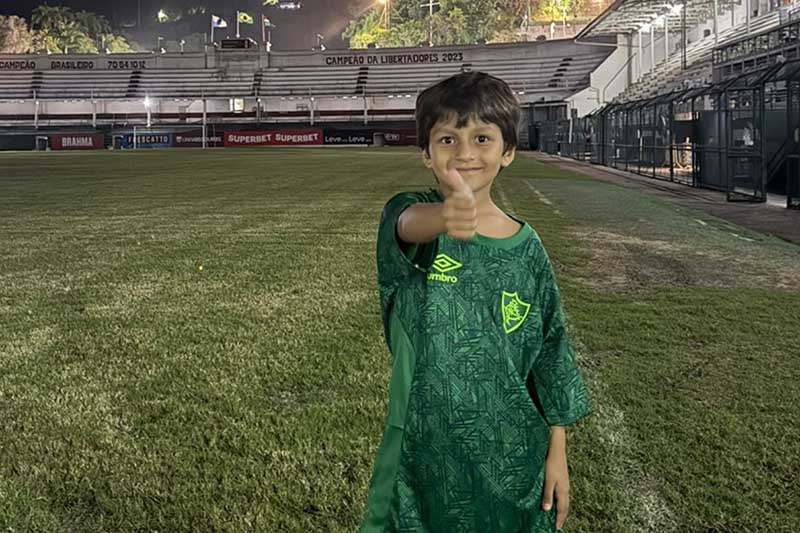 Lorenzo, filho de Germán Cano, começa a jogar futsal pelo Fluminense e quer seguir passos do pai - Foto: Reprodução / Instagram