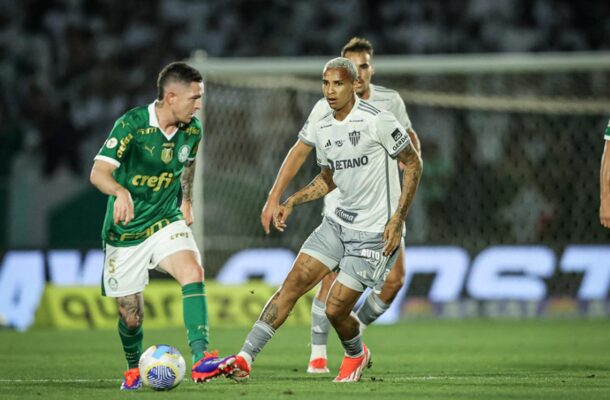 O Palmeiras não teve seu estádio durante quase todo o mês de setembro por conta de shows. Também sem a Arena Barueri, o clube levou as partidas da equipe para o estádio Brinco de Ouro, em Campinas, onde teve 100% de aproveitamento. - Foto: Pedro Souza / Atlético