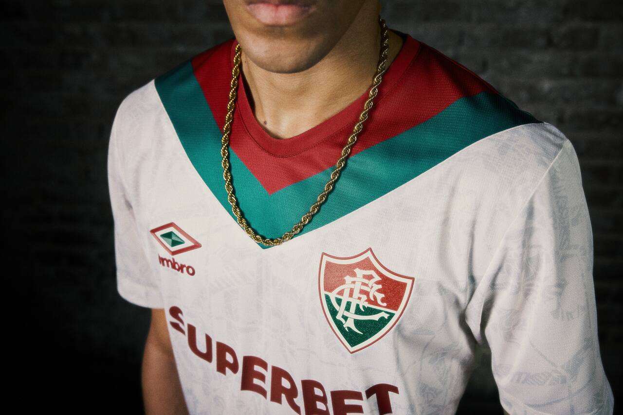 Veja mais imagens do novo terceiro uniforme do Fluminense - Foto: Divulgação / Umbro