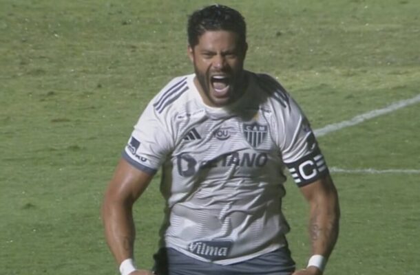 Na volta, os times ficaram no 1 a 1 graças a um golaço de Hulk e, apesar de uma linda festa da torcida e uma partida interessante contra o finalista da Libertadores, a equipe ficou pelo caminho. Foto: Reprodução / Premiere