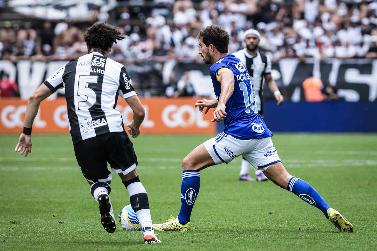 Ramón Díaz: 'vamos buscar vencer os quatro jogos que restam'