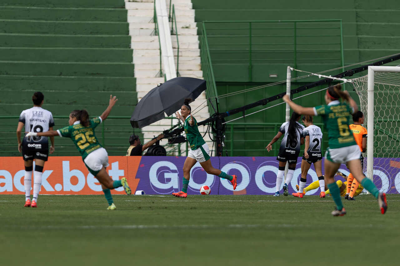 Palmeiras conquista nos pênaltis o tri do Paulistão Feminino