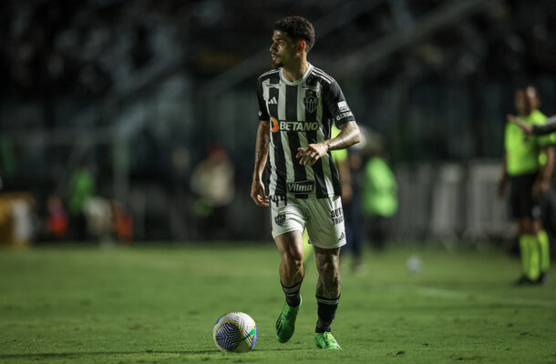 RUBENS - Bom papel defensivo no primeiro tempo, mas foi irregular na etapa final, perdeu a bola infantilmente no lance do primeiro gol do Vasco. NOTA 4,5. Foto: Pedro Souza / Atlético